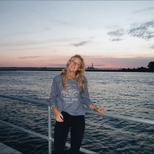 Meet your Posher, Megan